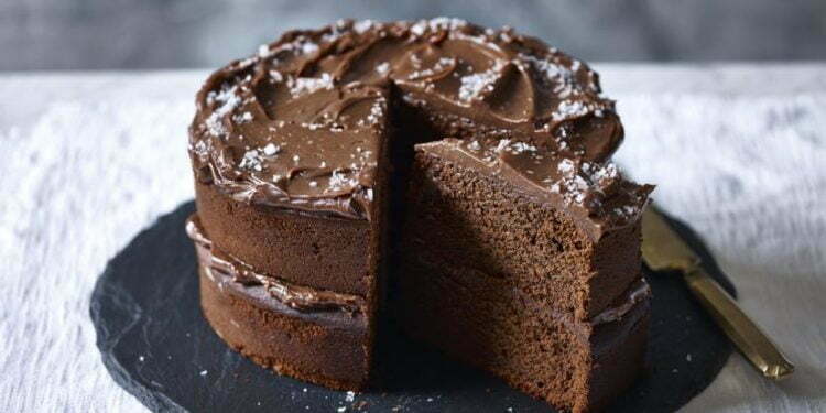 Woah! THIS Is How Much Nick Jonas Reportedly Spent On Priyanka Chopra Jonas’s Birthday Cake