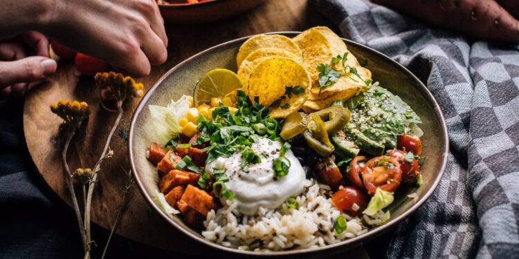 Fast-Casual Vegan Restaurant Proves Plants Are Tasty